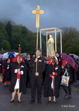 2013 Lourdes Pilgrimage - FRIDAY PM Candlelight procession (14/64)